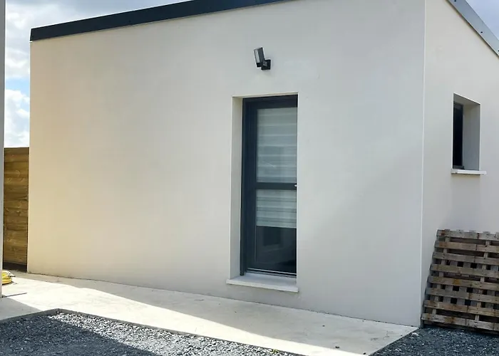 Studio Moderne - Belle Aura